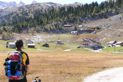da liegt sie, die Lavarellahütte