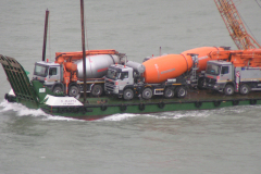 alles wird auf dem Wasser transportiert
