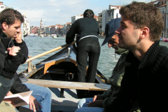 Gondel setzt über den Canale Grande